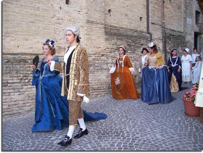 mogliano (mc) austria 1744 re-enactment celebration historical costume